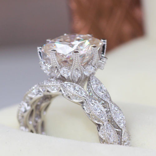 Zircon Stone Fashion Ring for Women